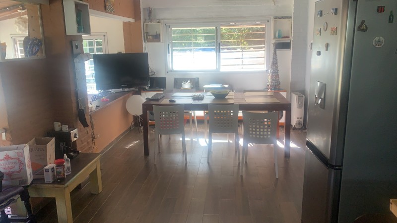 HERMOSO CHALET CON PARQUE Y PISCINA