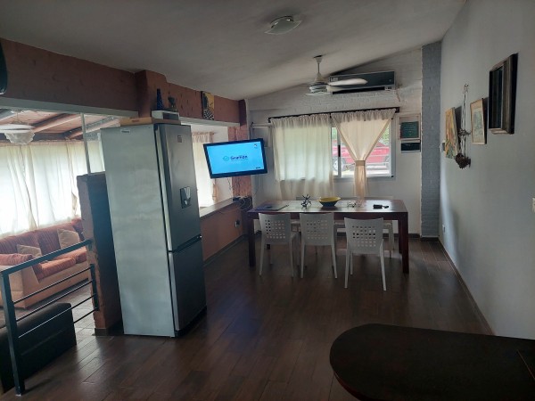 HERMOSO CHALET CON PARQUE Y PISCINA