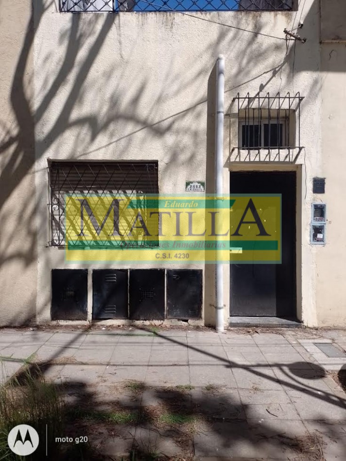 PH 2 ambientes (muy facil de transformar a 2 dormitorios) con patio y parrilla A RECICLAR!!!!!! En CARAPACHAY