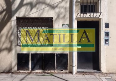 PH 2 ambientes (muy facil de transformar a 2 dormitorios) con patio y parrilla A RECICLAR!!!!!! En CARAPACHAY